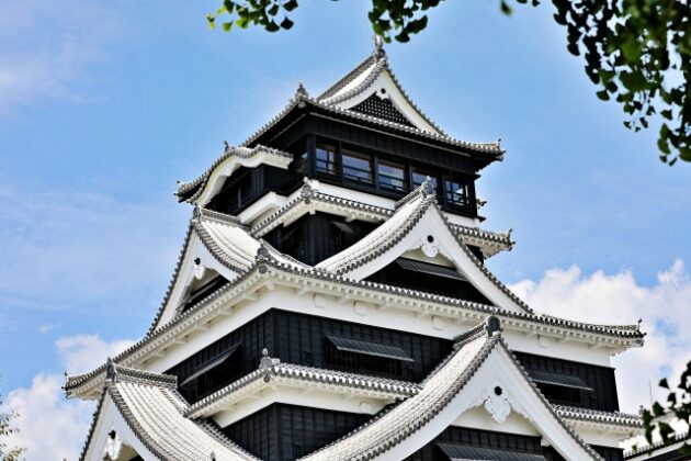 24472878_s ☆熊本城の壮大な歴史と復興の軌跡：不屈の魂が宿る日本三大名城