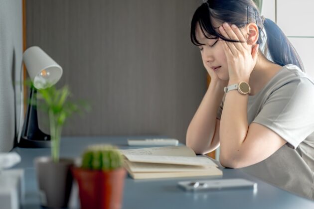 30307097_s 統合失調症の5つの症状を徹底解説！知っておくべき重要ポイント