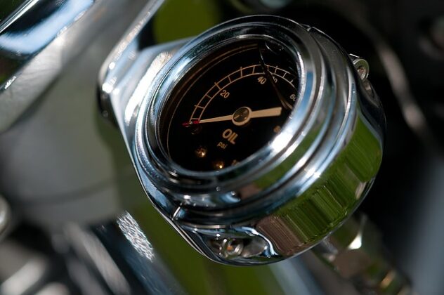  中型バイクの燃費王者は？人気モデルの実力を徹底比較！