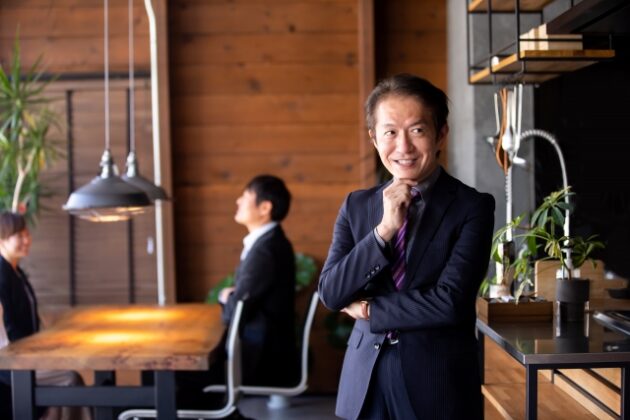 4192934_s 50代から始めるセカンドキャリアの挑戦！人生を豊かにするためのステップ