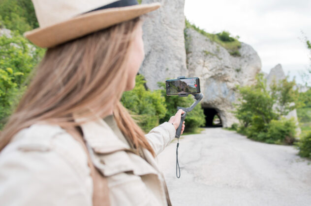 2148588483 女性の一人旅を楽しむ魅力と秘訣！安全対策から厳選スポットまで完全ガイド