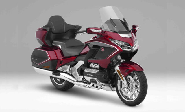 2180112-goldwing_002H-min2 大型バイクで極上ツーリング！選び方とおすすめモデル、スポット完全ガイド