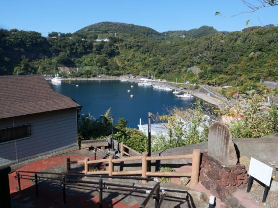 33925253_s 通知に追われる心が、天草の民泊で静かにほどけた日