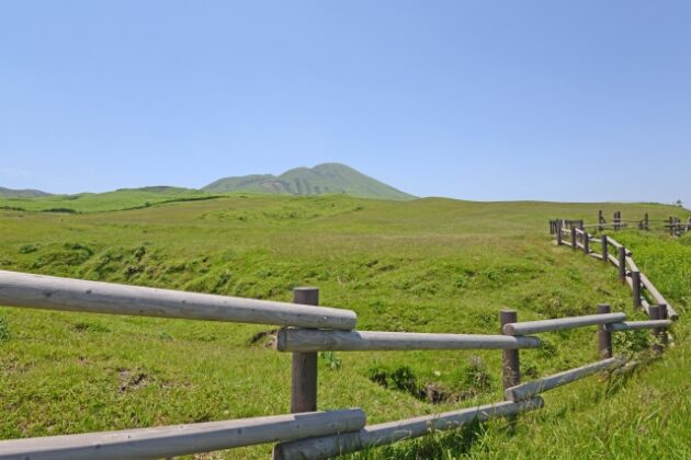 3590124_s 心を休める旅へ。阿蘇の民泊で見つけた「静かな逃げ道」