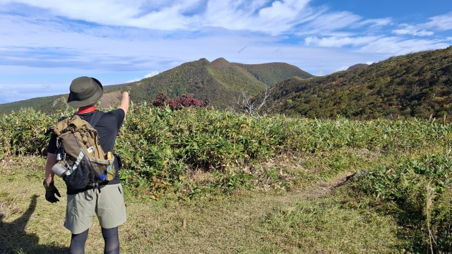 33762199_s 初心者も楽しめる低山ハイクの魅力とおすすめスポット