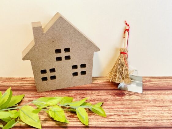 27291843_s 空き家の管理が必要な３つの理由とは